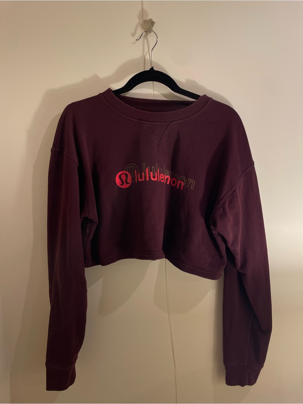 lululemon Women's Cropped Lunar New Year Crewneck Sweatshirt - Maroon